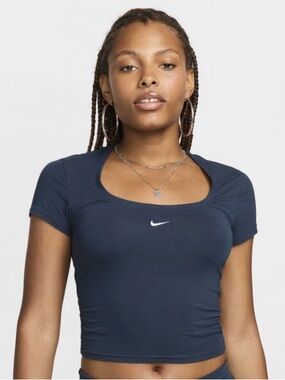 Nike Square-Neck Cropped Athletic Top